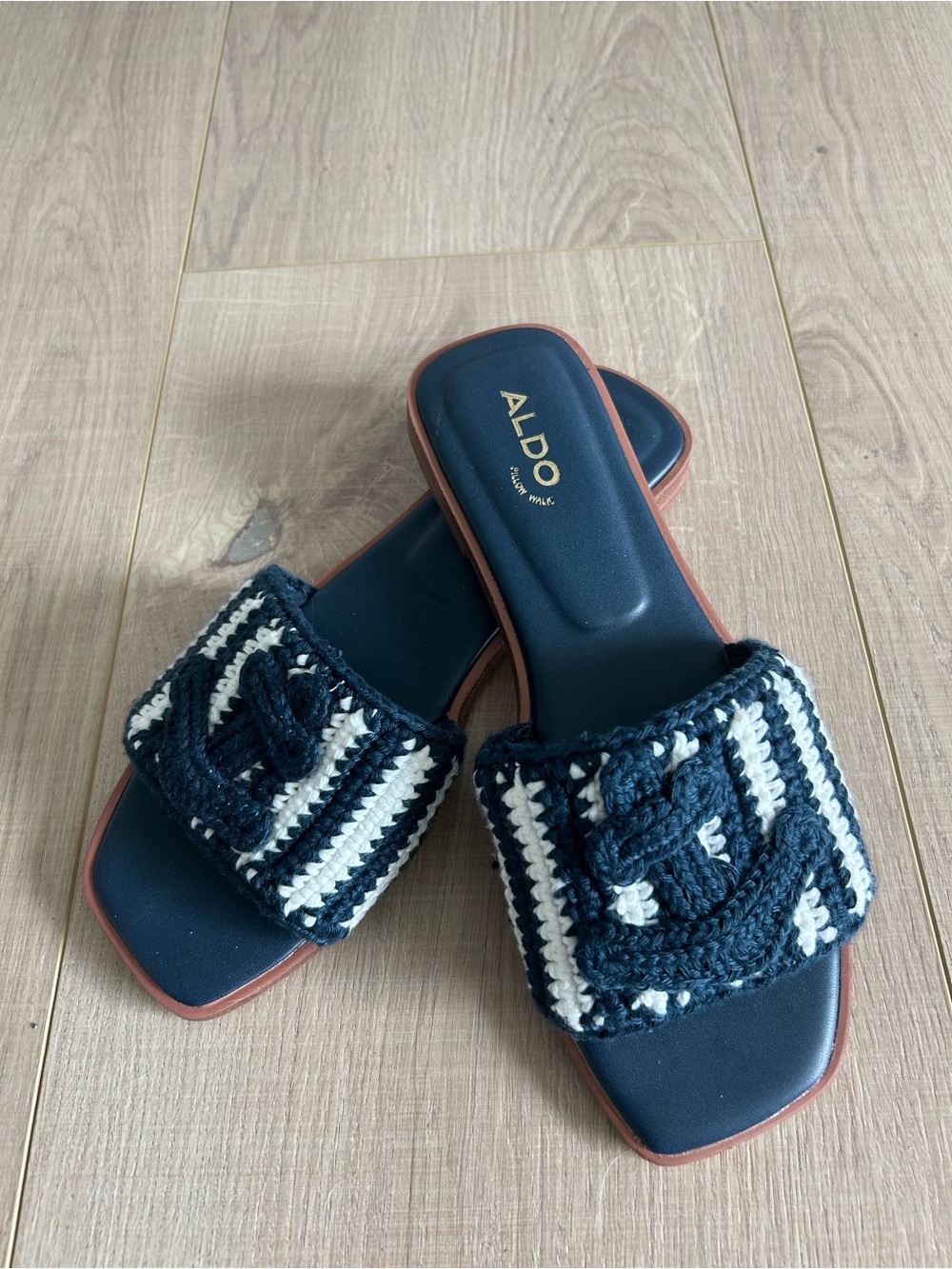 ALDO Nautical Navy & White Crochet Slide Sandals. Brand New. Size 36.